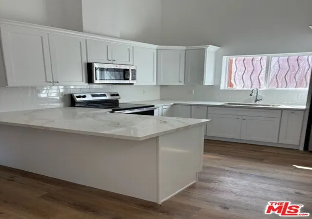 4th image of 449 W 74Th St, Los Angeles, CA 90003 | MLS# 26637153