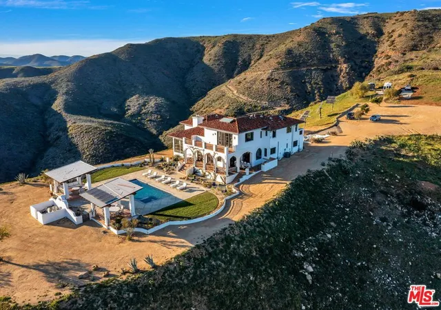 Photo 3 of Single family home for sale at 9785 Deer Crk Rd, Malibu, CA 90265 | MLS# 26640289 | Listing updated on 2026-01-27