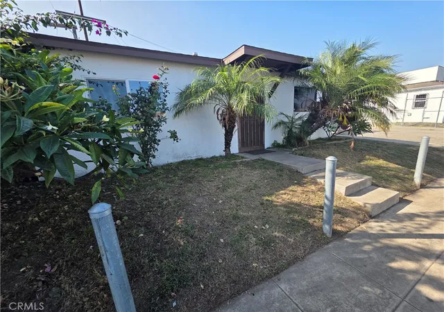 Homes for sale in Bellflower, CA | 8858 Flower, Bellflower, CA 90706 | MLS# PW26013376