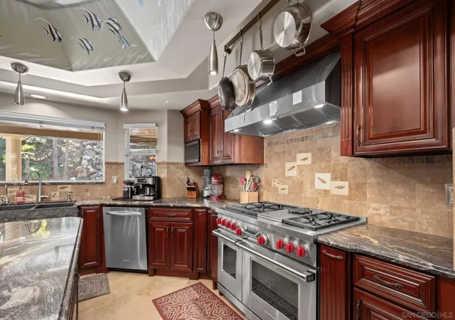 3rd image of 1180 Academy Ln, Vista, CA 92081 | MLS# 260001449SD