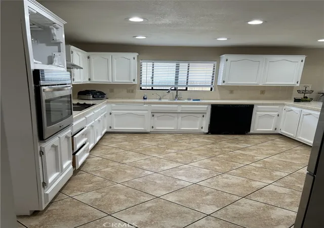 Photo 2 of Single family home for sale at 4098 Bordeaux, Hemet, CA 92544 | MLS# SW25270126 | Listing updated on 2026-10-05