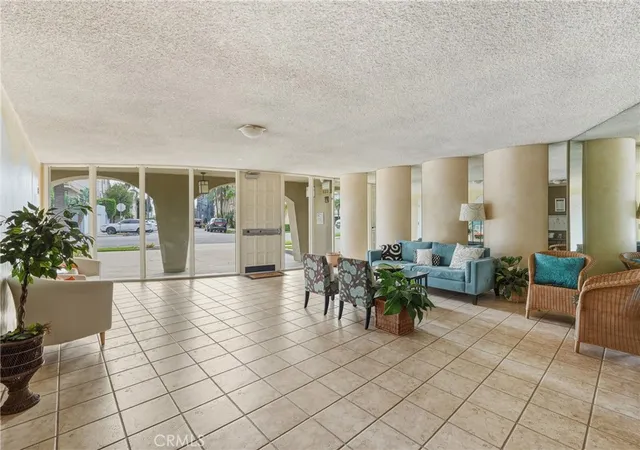 image of 3737 E 2Nd St, Long Beach, CA 90803