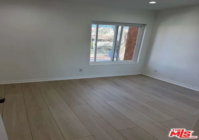 2nd image of 18350 Hatteras St, Tarzana, CA 91356