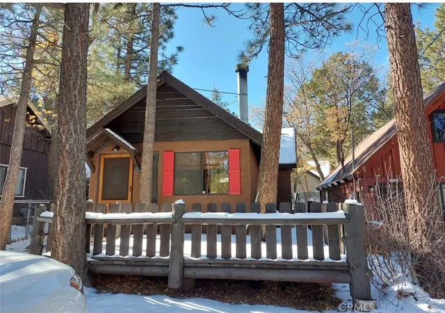 1st image of 326 Holmes, Sugarloaf, CA 92386 | MLS# PW26013690