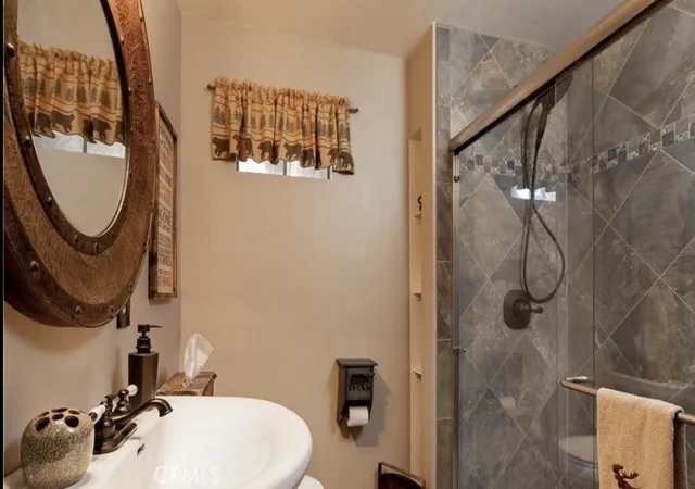 Photo 3 of Single family home for sale at 326 Holmes, Sugarloaf, CA 92386 | MLS# PW26013690 | Listing updated on 2026-01-28