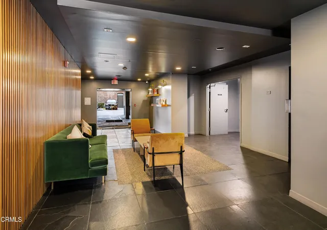 Listing Photo 4 - Condo for sale in building located at 159 W Grn St, Pasadena, CA 91105 - Unit #502A