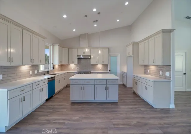 Photo 3 of Single family home for sale at 14785 Tiger Tail Rd, Apple Valley, CA 92307 | MLS# IG26005460 | Listing updated on 2026-09-21