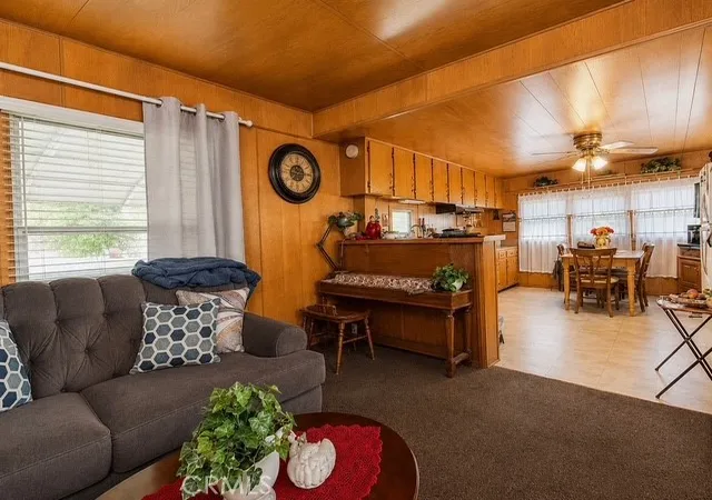 4th image of 10965 Glenoaks Blvd #132, Pacoima, CA 91331 | MLS# SR26013961