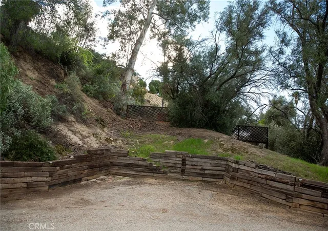 Photo 3 of Sale Pending at 44370 Mayberry, Hemet, CA 92544 | MLS# CV26014452 | Listing updated on 2026-04-23