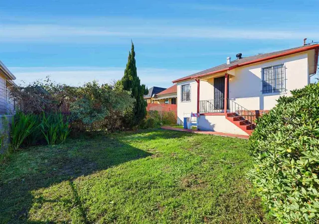 3rd image of 1442 92Nd Avenue, Oakland, CA 94603 | MLS# 41121480