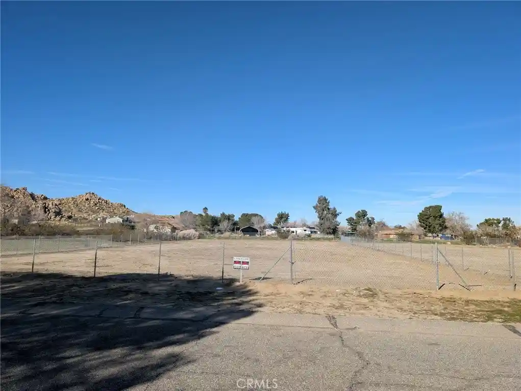 Photo 1 of Land for sale at 0 Vic Ridgemist St & Highacres Ave, Palmdale, CA 93591 | MLS# SR26014538 | Listing updated on 2026-07-22
