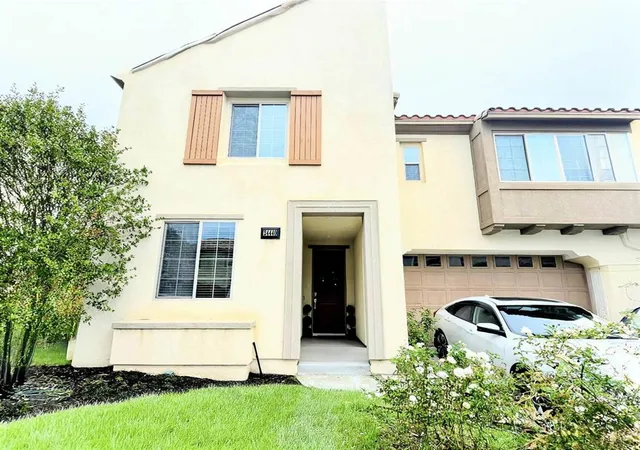 Photo 1 of Sale Pending at 24440 Periwinkle Way, Lake Elsinore, CA 92532 | MLS# 41121481 | Listing updated on 2026-03-31