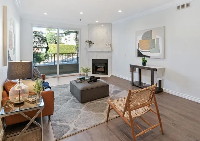 4th image of 2445 Brant St, San Diego, CA 92101