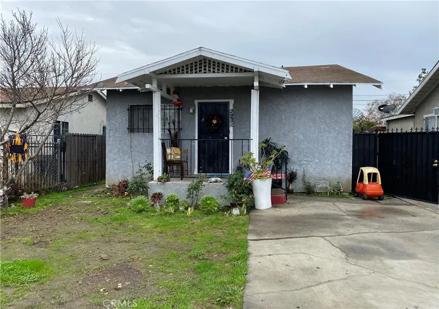1st image of 528 W 107th, Los Angeles, CA 90044 | MLS# IV26006097