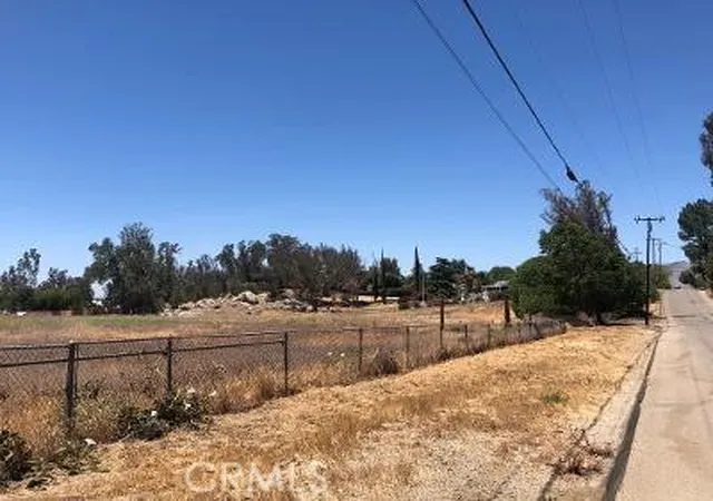 Photo 3 of Land for sale at 27475 Cornell, Hemet, CA 92544 | MLS# SW26014873 | Listing updated on 2026-01-21