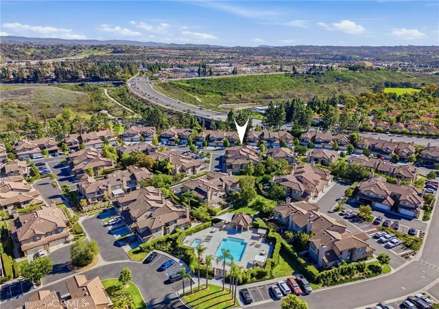 Homes for sale in Aliso Viejo, CA | 111 Mayfair, Aliso Viejo, CA 92656 | Houzeo