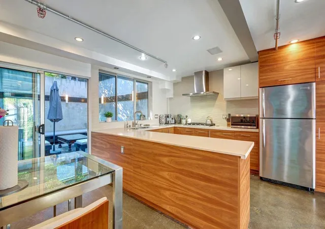 5th image of 6920 Treasure Trail, Los Angeles, CA 90068 | MLS# 260001582SD