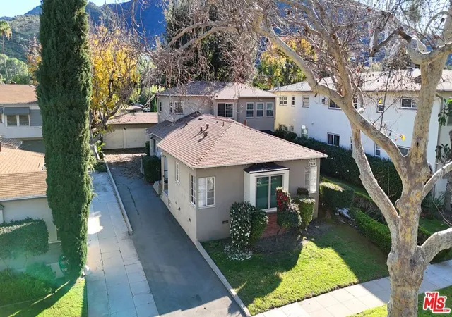 3rd image of 2912 W Riverside Dr, Burbank, CA 91505 | MLS# 26641367