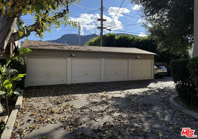 4th image of 2912 W Riverside Dr, Burbank, CA 91505 | MLS# 26641367