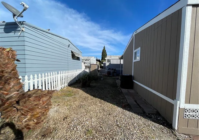 Photo 3 of Sale Pending at 8200 Bolsa Ave #103, Midway City, CA 92655 | MLS# IV26015102 | Listing updated on 2026-09-08