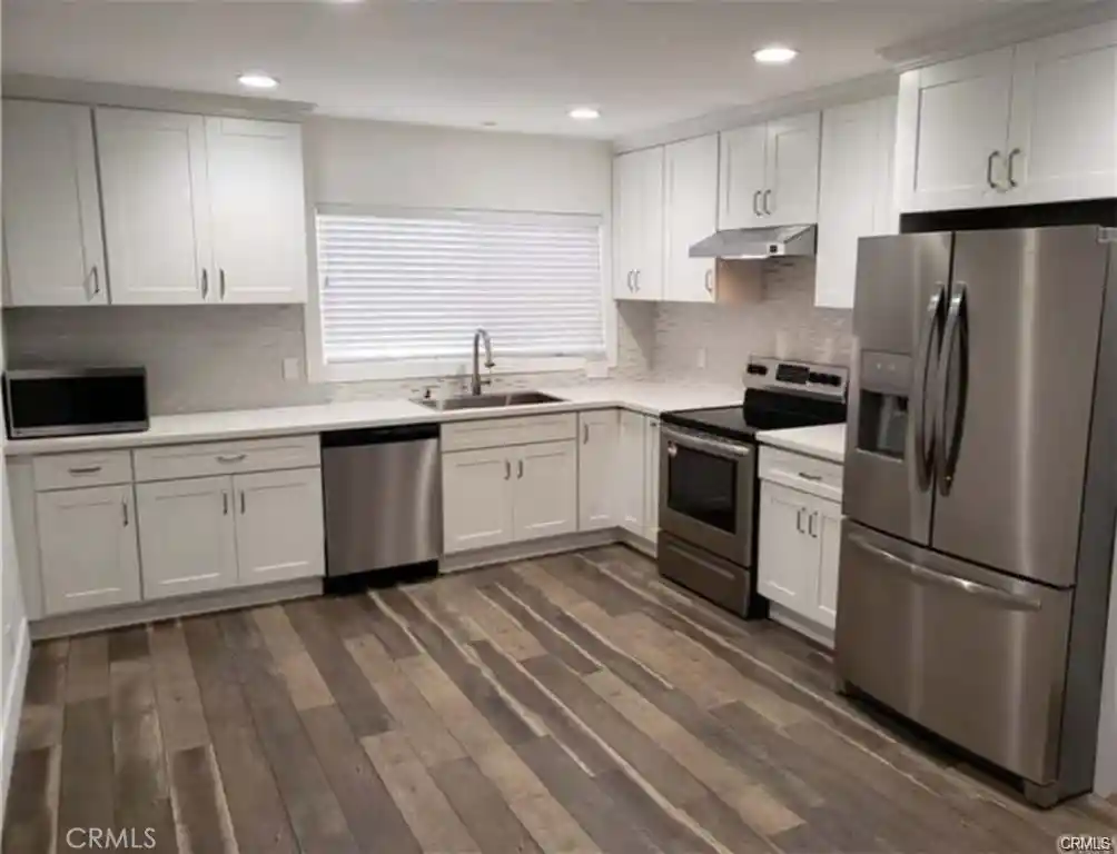 Photo 1 of Sale Pending at 1013 E Appleton #1, Long Beach, CA 90802 | MLS# PW26015555 | Listing updated on 2026-10-22