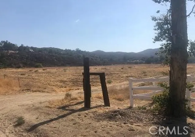 Photo 4 of Land for sale at 0 Vista Del Valle, Hemet, CA 92544 | MLS# SW26015605 | Listing updated on 2026-01-22