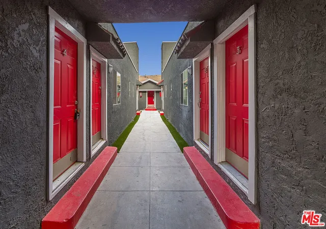 2nd image of 1377 Warren Ave, Long Beach, CA 90813 | MLS# 26640863