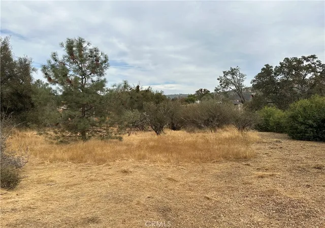 Photo 3 of Land for sale at 0 Lot 880 Jim Bowie Ct, Coarsegold, CA 93614 | MLS# FR26016001 | Listing updated on 2026-05-22