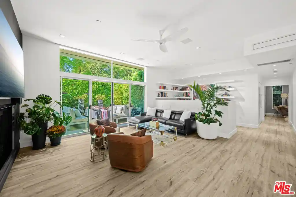 Photo 1 of Condo for sale at 1250 N Harper Ave #401, West Hollywood, CA 90046 | MLS# 25631205 | Listing updated on 2026-04-02