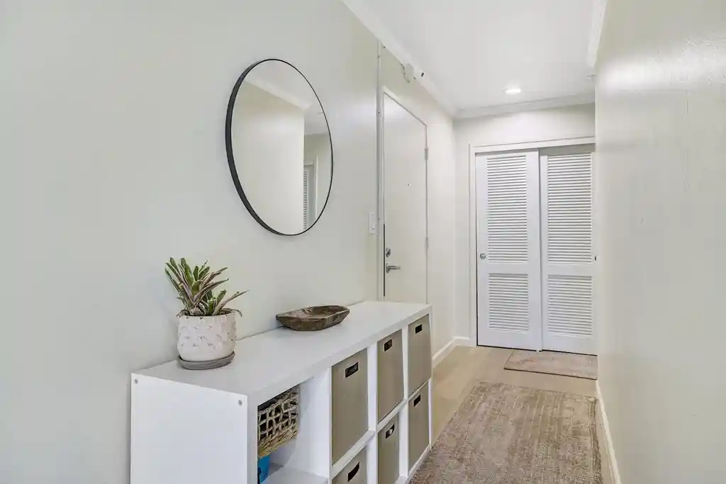 Listing Photo 2 - Condo for sale in 407 Orange St located at 407 Orange St, Oakland, CA 94610 - Unit #410