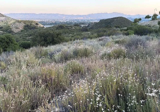 4th image of 2 Coya Trail, Chatsworth, CA 91311 | MLS# SR26016320