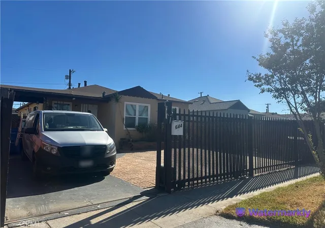 1st image of 644 E 88th, Los Angeles, CA 90002 | MLS# DW26011926