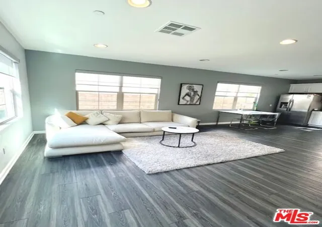 Photo 2 of Single family home for sale at 21816 Moveo Dr, Santa Clarita, CA 91350 | MLS# 26642027 | Listing updated on 2026-10-10