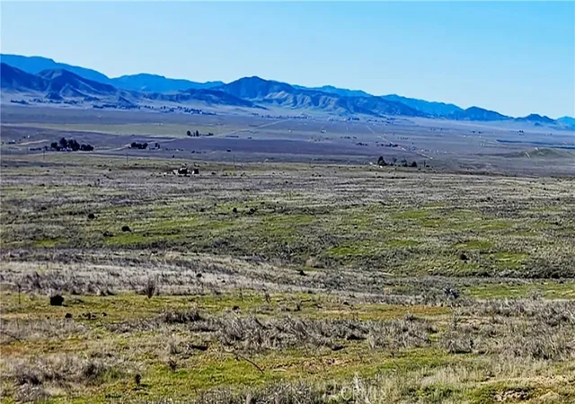 Photo 4 of Land for sale at 14731 Arlington Trl, Santa Margarita, CA 93453 | MLS# PI26016408 | Listing updated on 2026-02-21