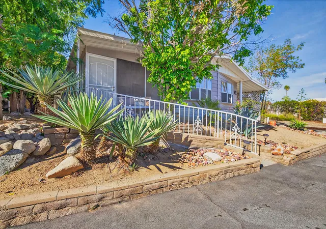4th image of 33 Diamond E Dr, Palm Desert, CA 92260 | MLS# 219141949DA