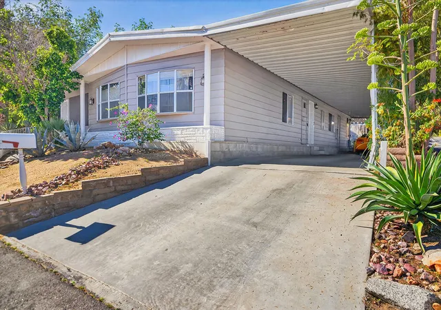 5th image of 33 Diamond E Dr, Palm Desert, CA 92260 | MLS# 219141949DA