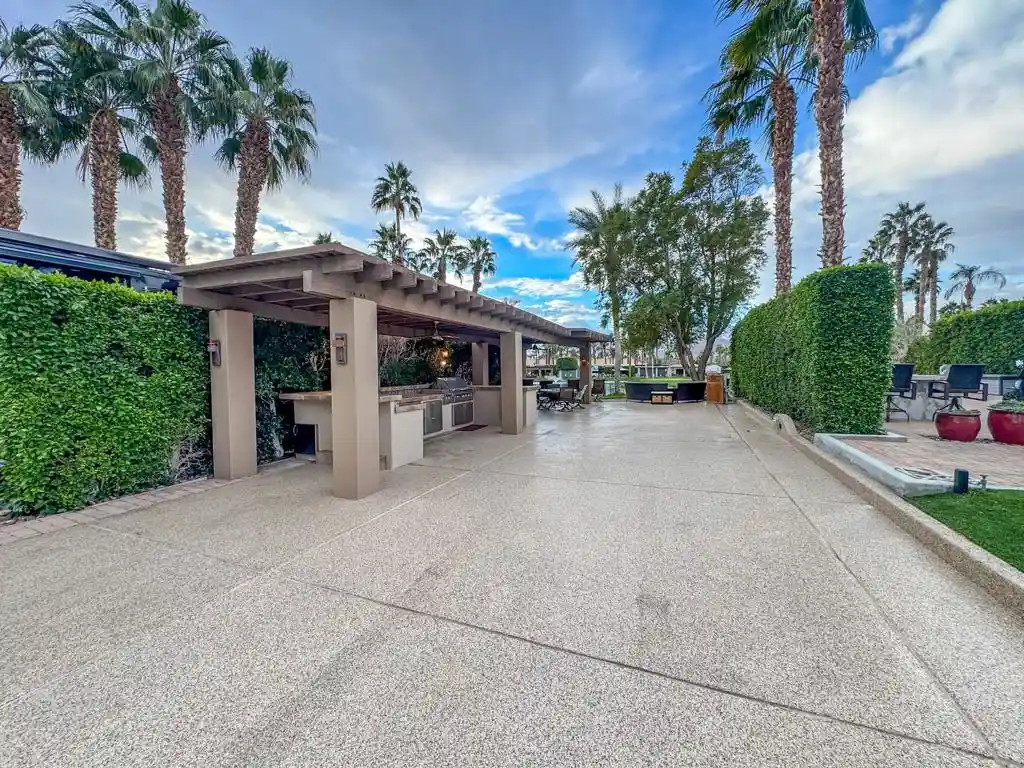 Photo 1 of Manufactured home for sale at 80394 Avenue 48 #401, Indio, CA 92201 | MLS# 219141981DA | Listing updated on 2026-10-27