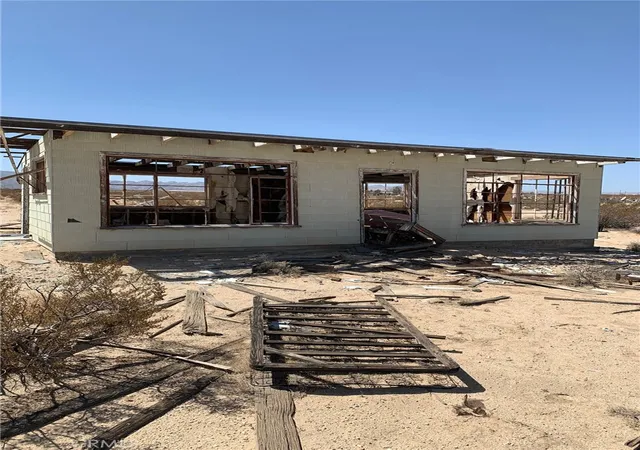 2nd image of 0 Meldora Ave, Twentynine Palms, CA 92277 | MLS# HD26016953