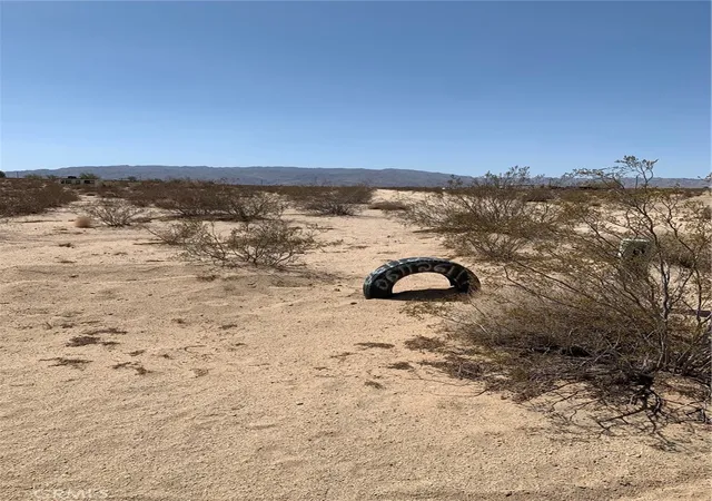 4th image of 0 Meldora Ave, Twentynine Palms, CA 92277 | MLS# HD26016953