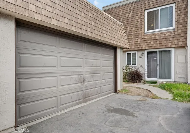 Townhouse for sale at 4467 Anne Sladon, Oceanside, CA 92057 | MLS# IV26016964