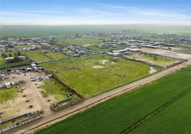 Photo 3 of Land for sale at 0 Apn# 314 162 027, Bakersfield, CA 93216 | MLS# NS26014737 | Listing updated on 2026-01-24