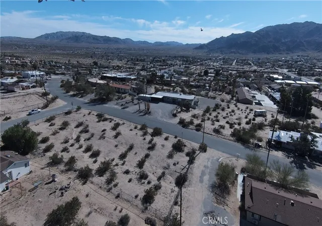 Homes for sale in 29 Palms, CA | 73598 Desert Trail Dr, 29 Palms, CA 92277 | MLS# JT26017258
