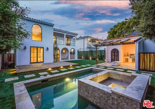 2nd image of 180 S Vista St, Los Angeles, CA 90036 | MLS# 26640721