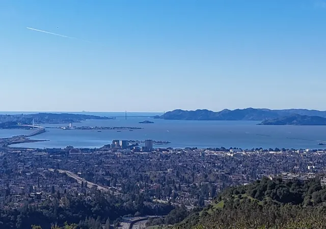 Photo 4 of Land for sale at 6108 Skyline Blvd, Oakland, CA 94611 | MLS# 41122008 | Listing updated on 2026-01-31