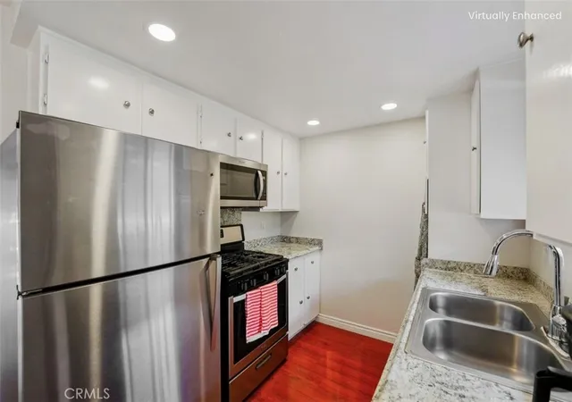 Listing Photo 4 - Condo for sale in building located at 222 W Grv Ave, Pomona, CA 91767 - Unit #4