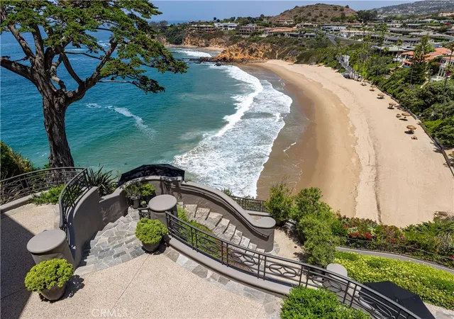 Photo 3 of Single family home for sale at 199 Emerald Bay, Laguna Beach, CA 92651 | MLS# LG25281782 | Listing updated on 2026-05-18