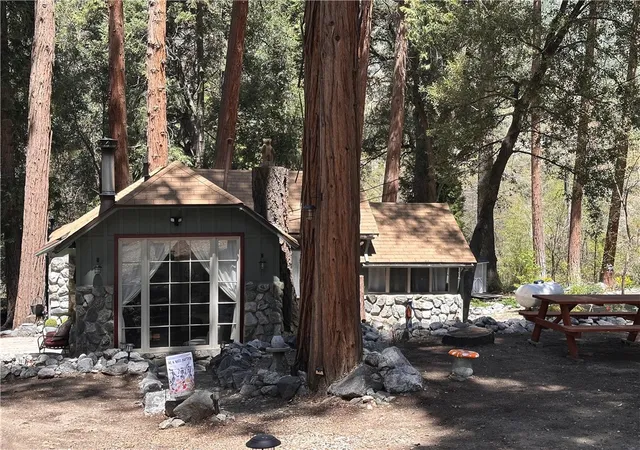 Photo 1 of Sale Pending at 40180 Valley Of The Fls Dr, Forest Falls, CA 92339 | MLS# IG26018209 | Listing updated on 2026-04-10