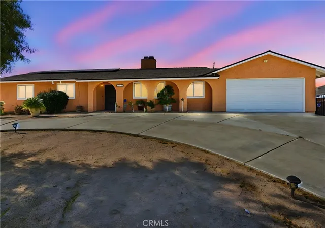 Homes for sale in Hesperia, CA | 7868 Arrowhead Lake Rd, Hesperia, CA 92345 | MLS# HD26015134