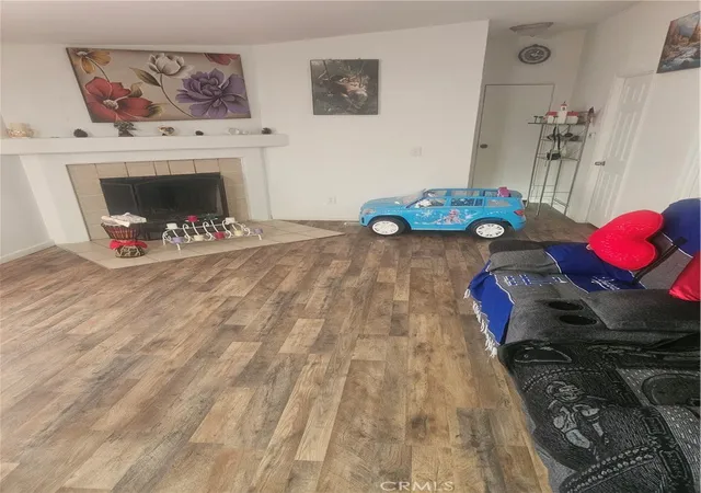 Photo 3 of Manufactured home for sale at 6825 Rea, California City, CA 93505 | MLS# SR26018224 | Listing updated on 2026-01-28