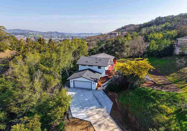 Photo 1 of Single family home for sale at 612 Canyon Rd, Novato, CA 94947 | MLS# 41122053 | Listing updated on 2026-09-23